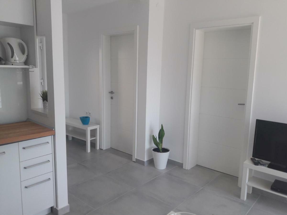Apartments Villa Plava Klek Exterior photo